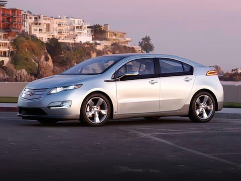 1 image of 2015 Chevrolet Volt Base