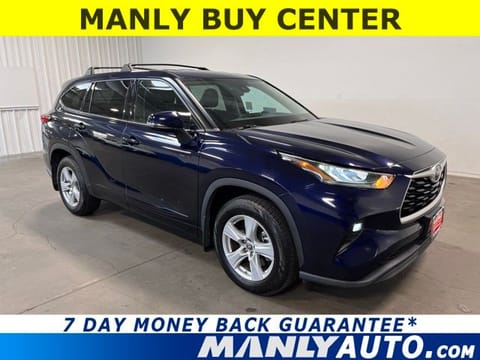 1 image of 2020 Toyota Highlander LE