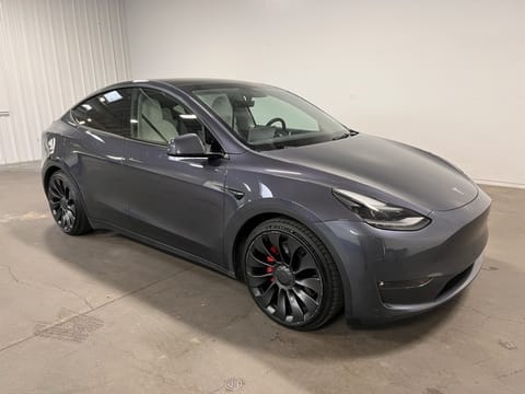 1 image of 2022 Tesla Model Y Performance