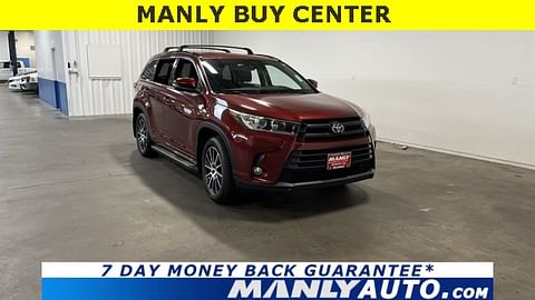 1 image of 2017 Toyota Highlander SE