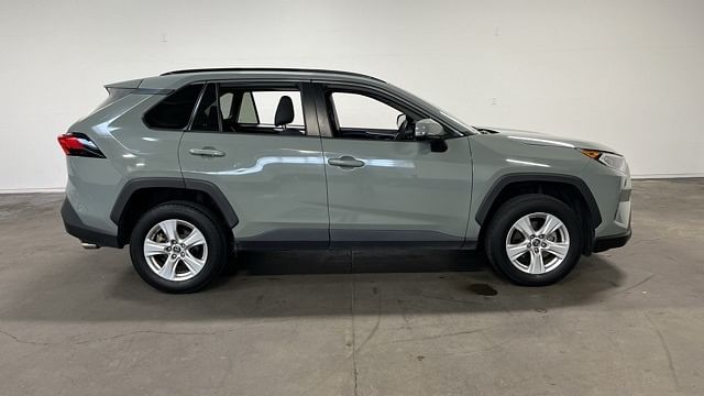 Used 2019 Toyota RAV4 XLE with VIN 2T3P1RFV5KW033416 for sale in Santa Rosa, CA