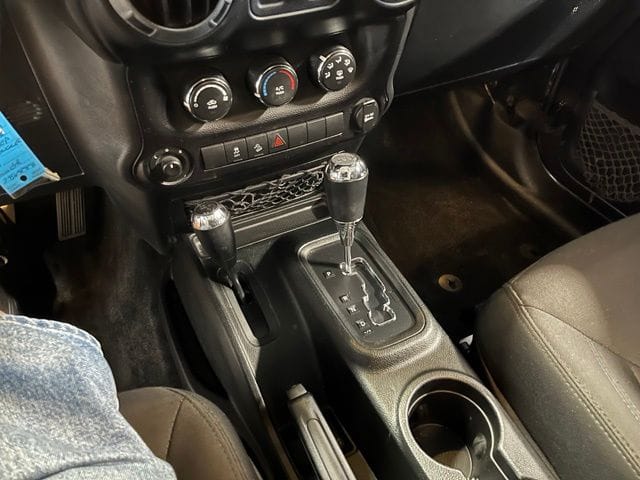 2016 Jeep Wrangler Sport S - Photo 20