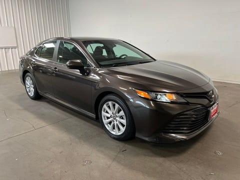 1 imagen de 2018 Toyota Camry LE