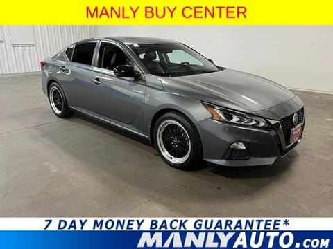 1 image of 2019 Nissan Altima 2.5 SR
