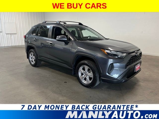 2022 Toyota RAV4 XLE FWD's photo