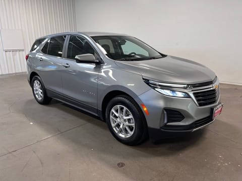 1 image of 2024 Chevrolet Equinox LT