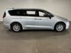 2 imagen en miniatura de 2024 Chrysler Pacifica Touring L