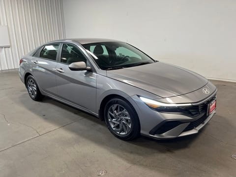 1 image of 2024 Hyundai Elantra SEL