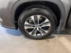 30 thumbnail image of  2024 Toyota Highlander XLE
