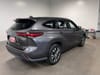 3 imagen en miniatura de 2022 Toyota Highlander Hybrid XLE