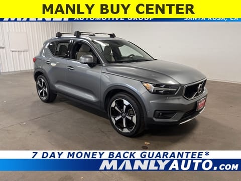 1 image of 2019 Volvo XC40 Momentum