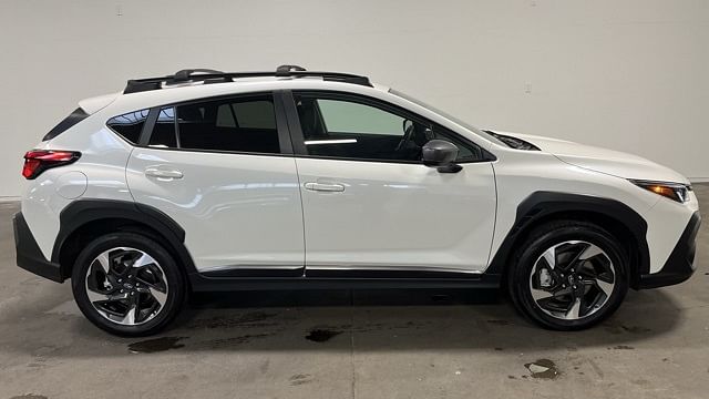 2024 Subaru Crosstrek Limited photo 2