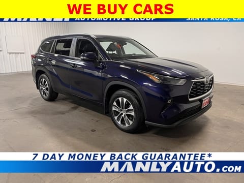 1 image of 2023 Toyota Highlander XLE