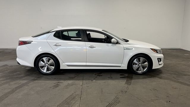 Used 2016 Kia Optima EX Hybrid with VIN KNAGN4AD9G5098061 for sale in Santa Rosa, CA