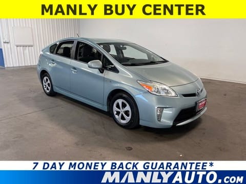 1 image of 2014 Toyota Prius Two