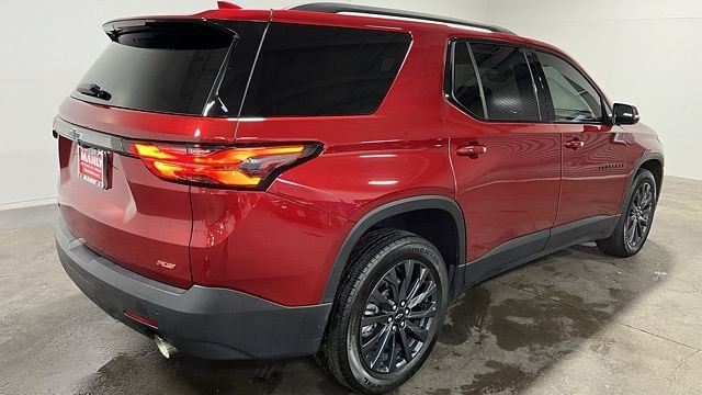 2022 Chevrolet Traverse RS photo 3