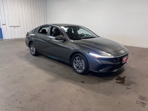 1 image of 2024 Hyundai Elantra SEL