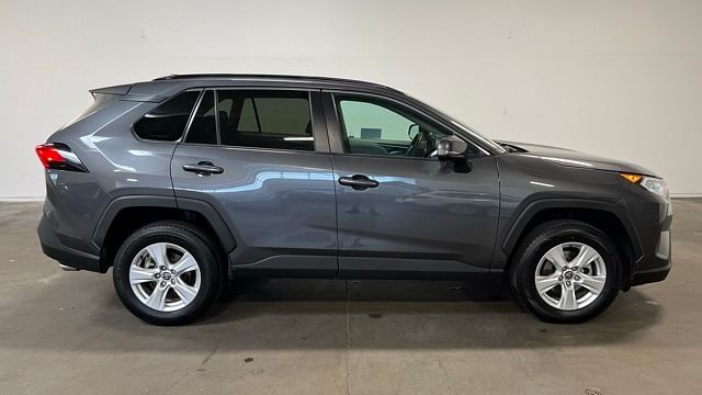 Used 2021 Toyota RAV4 XLE with VIN 2T3W1RFVXMW161116 for sale in Santa Rosa, CA