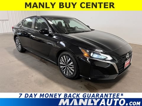 1 image of 2023 Nissan Altima 2.5 SV