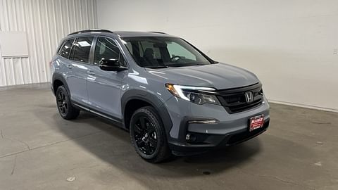 1 image of 2022 Honda Pilot TrailSport