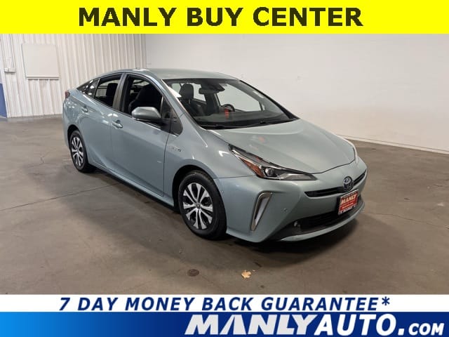 2022 Toyota Prius XLE's photo