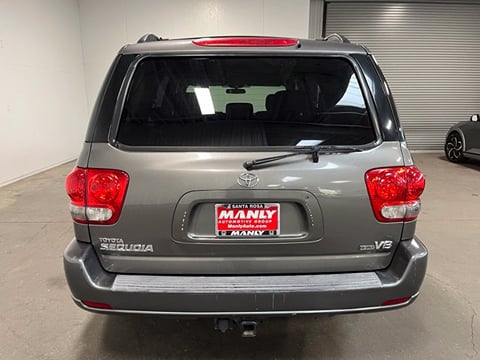 2005 Toyota Sequoia SR5