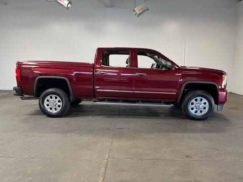 2015 GMC Sierra 2500HD Denali