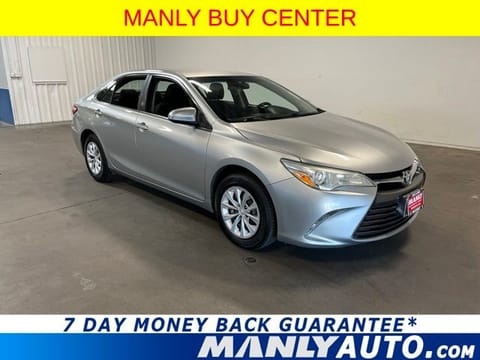 1 image of 2015 Toyota Camry LE