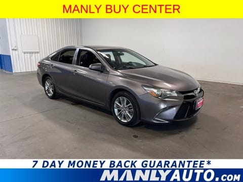 1 image of 2015 Toyota Camry SE