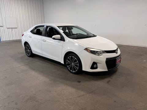 1 image of 2015 Toyota Corolla S Plus