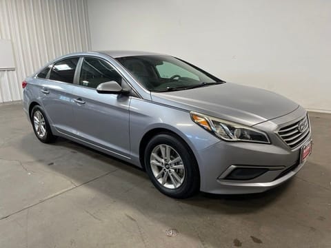 1 imagen de 2017 Hyundai Sonata Base
