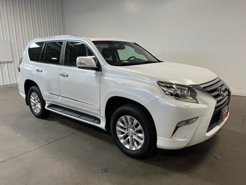 1 image of 2017 Lexus GX 460