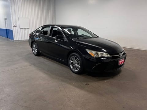 1 image of 2017 Toyota Camry SE