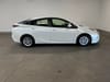 2 imagen en miniatura de 2017 Toyota Prius Two