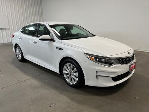 1 imagen de 2018 Kia Optima EX