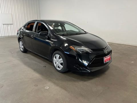 1 image of 2018 Toyota Corolla LE