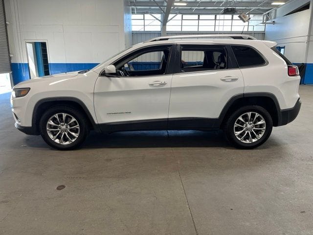2019 Jeep Cherokee Latitude Plus photo 6