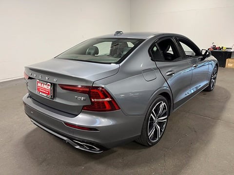 2020 Volvo S60 Hybrid T8 R-Design