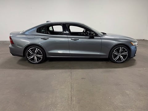 2020 Volvo S60 Hybrid T8 R-Design
