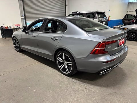 2020 Volvo S60 Hybrid T8 R-Design