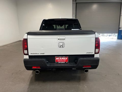 2022 Honda Ridgeline Black Edition