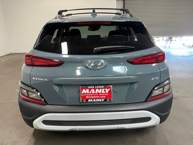 2022 Hyundai Kona SEL photo 4