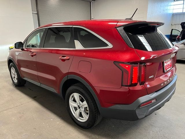 2022 Kia Sorento LX photo 6