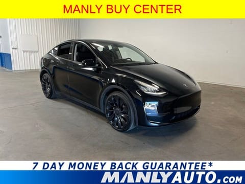 1 image of 2022 Tesla Model Y Long Range