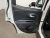 19 imagen en miniatura de 2023 Jeep Renegade Latitude