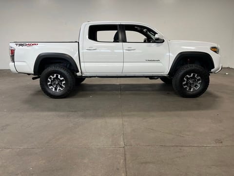 2023 Toyota Tacoma TRD Off-Road