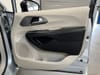 12 imagen en miniatura de 2024 Chrysler Pacifica Touring L
