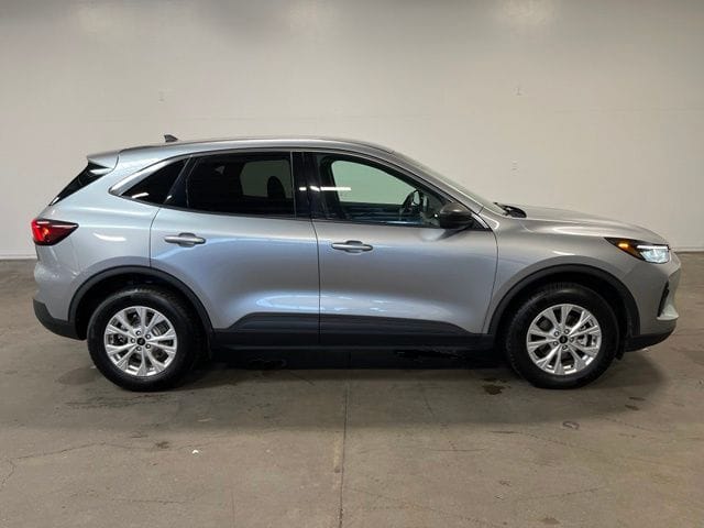 2024 Ford Escape Active photo 2