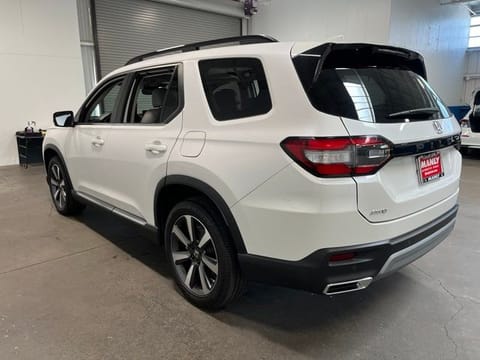 2024 Honda Pilot Touring