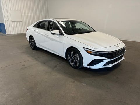 1 imagen de 2024 Hyundai Elantra Limited